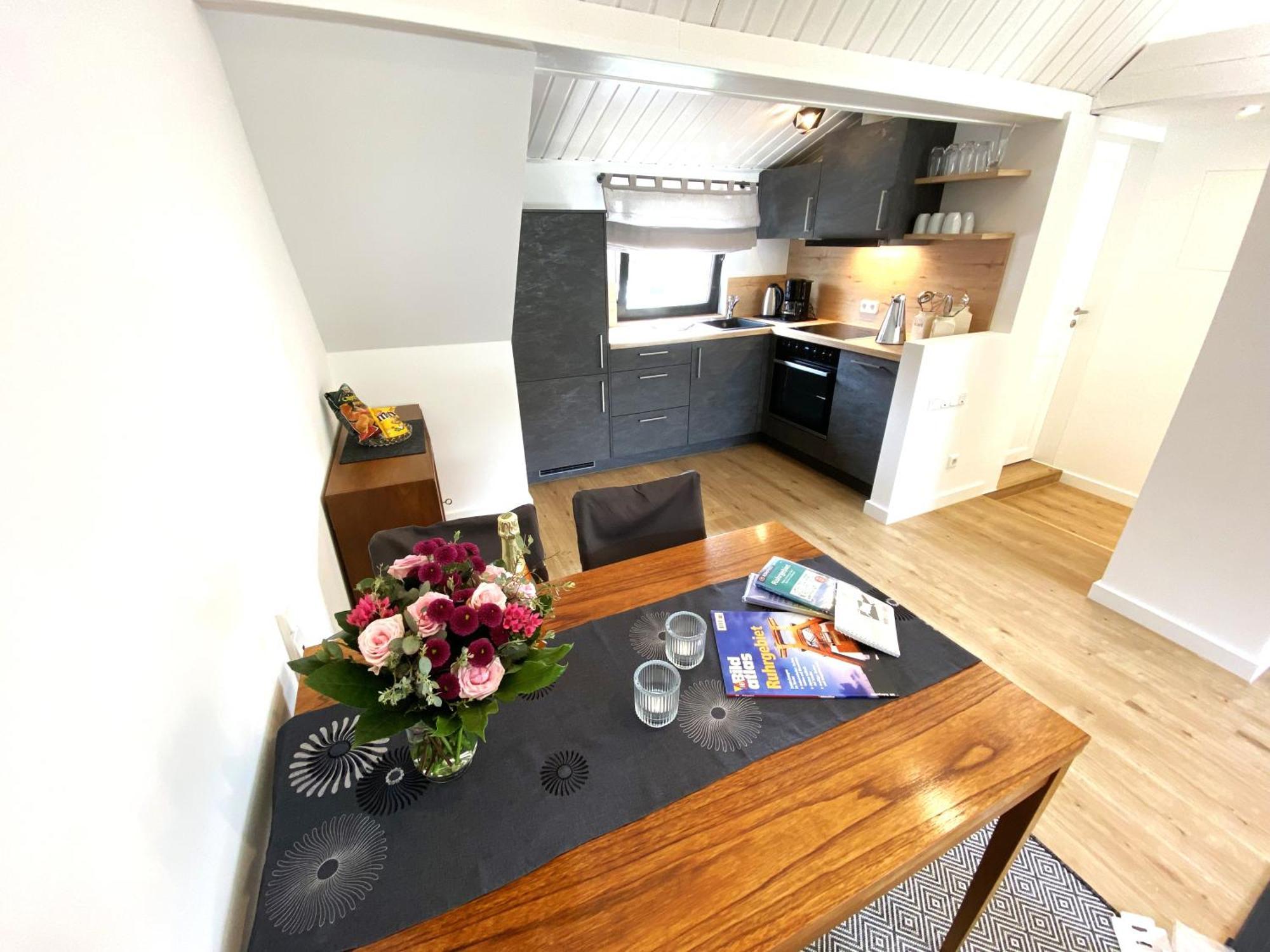 Zentrales Modernes Apartment, Naehe Zoo Und Stadion Dortmund Exteriör bild