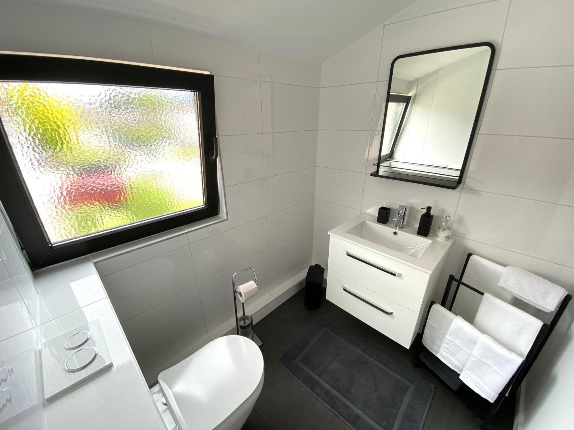 Zentrales Modernes Apartment, Naehe Zoo Und Stadion Dortmund Exteriör bild